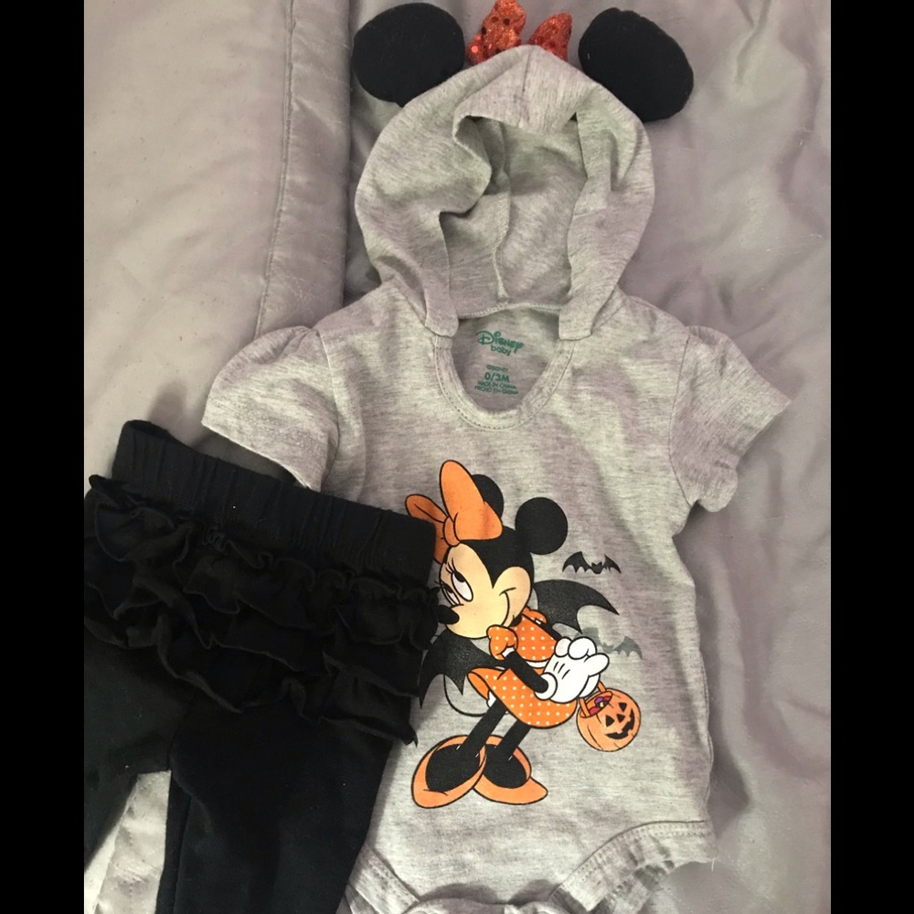 0-3 months onesie with hoodie and pants